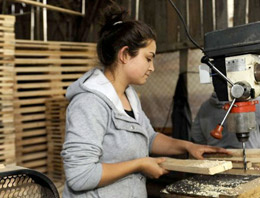 Türkiye'de kadın iş gücü büyüyor
