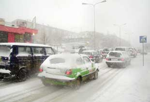 Erzuruma ilk kar yağdı!