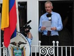 Assange: Elçilikte iskânım bır yıl sürebilir