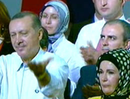 Emine Erdoğan gözyaşlarını tutamadı!