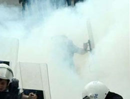 Türk polisi biber gazı eğitimi verecek!