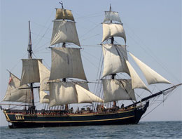 Kasırga HMS Bounty'yi de batırdı