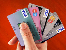 Bankalardan kredi kartı tehditi!