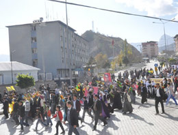 Öldürülen PKK'lının cenazesinde olay!