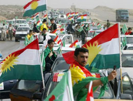 Kürt bayraklı 800 araç Kerkük'te!