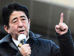Çin ordusu Japon başbakanını kızdırdı
