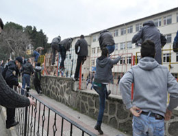 BDP'li vekilleri protesto edenler gözaltında