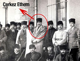 TSK'nın sansürlediği Atatürk'lü fotoğraf