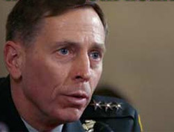 Petraeus İranı uyardı