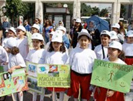 Çocuklardan Gezi'ye destek