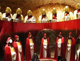 Masonlar İstanbul'daki bu taşa tapıyor!