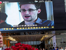 Snowden hangi ülkeye sığınacak?