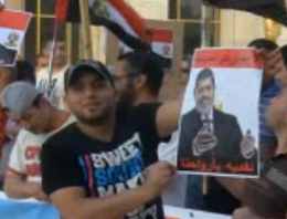 Mursi taraftarlarına 'direnin' çağrısı