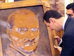 Esad'ın Atatürk fotoğrafı çok tartışıldı