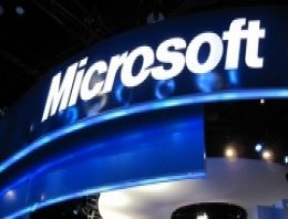 Microsoft'un lideri koltuğunu bırakıyor