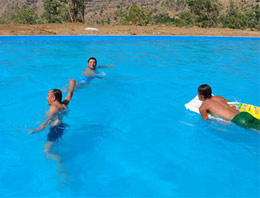 Hakkari'ye olimpik yüzme havuzu