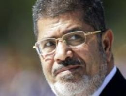 Muhammed Mursi geri adım atmıyor!