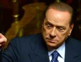 İtalya'da Berlusconi krizi aşıldı