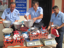 Çarşıdan aldım 3 kilo, eve geldim 2 kilo