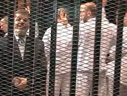 Mursi'nin davası 1 Şubat'a ertelendi