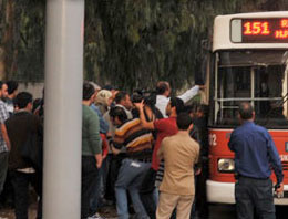 Otobüsten indirip tek tek aradılar