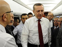 Erdoğan uçakta türkü söyledi