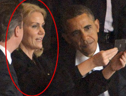 Obama'yla fotoğraf çektirirken...