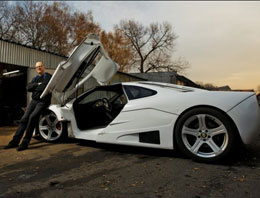 Polonyalı tamirciden replica McLaren F1!