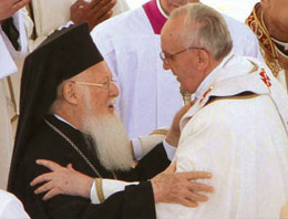 Papa ile Rum Patriği Kudüs'te buluştu