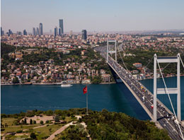 İstanbul ortadan ikiye ayrılıyor!