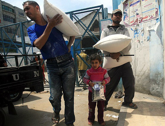 Gazze'de gıda ve ilaç stoku tükendi