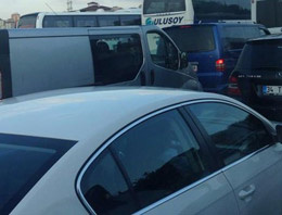 İstanbul'da 2 ayrı kaza trafiği felç etti! TIKLA
