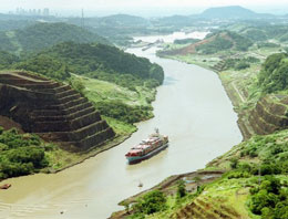 Panama kanalı için alarm zilleri