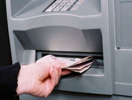 ATM'ler paranızı işte böyle çalıyor!
