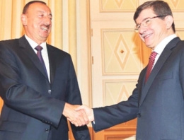 Davutoğlu ve Aliyev basın toplantısında
