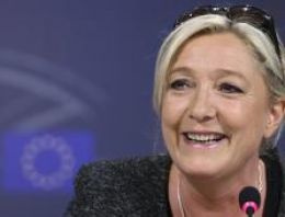 Fransa'da aşırı sağcı Ulusal Cephe ilk kez Senato'ya girdi