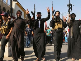 IŞİD'den rehinelere 'bombacı' şakası!