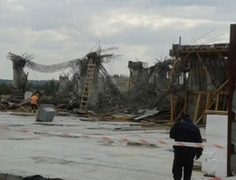 Rektörlük binası çöktü 2 işçi göçük altında