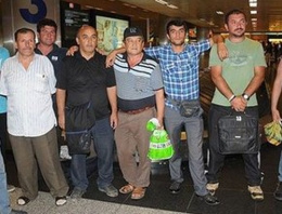 Libya'da mahsur kalan işçilerden müjde!