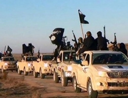 IŞİD bir petrol bölgesi daha işgal etti!