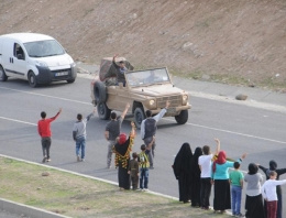 Peşmerge Kobani'ye geçti mi? Sınırda son durum!