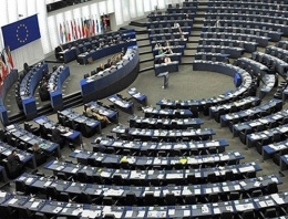 Avrupa Parlamentosu Ankara'yı topa tuttu!