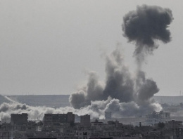 İsrail jetleri gece yarısı Gazze'yi bombaladı