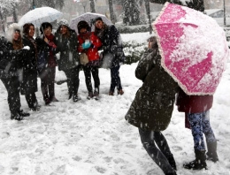 Ağrı'da okullar tatil edildi hava durumu