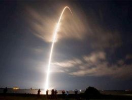 SpaceX Falcon 9 roketi havada infilak etti