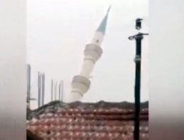 Caminin minaresi fırtınada böyle yıkıldı