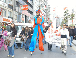 Şişlide 23 Nisan coşkusu