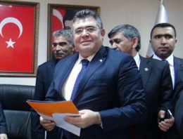 AK Parti adayı Tipoğlu'na büyük ilgi