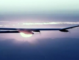 Solar Impulse 2 Hindistan'a indi!