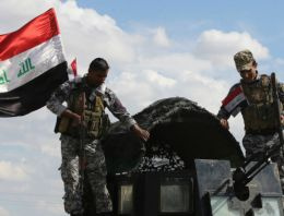 Irak ordusu Tikrit'te ABD desteğiyle ilerliyor